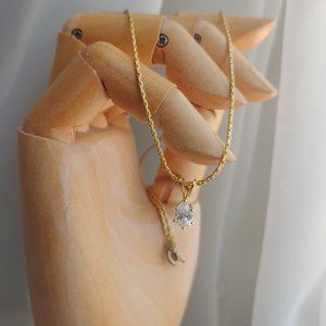 Simple Gold Jeweled Necklace